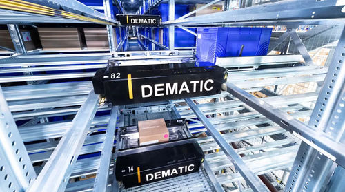 Sistema di stoccaggio con navetta - Multishuttle® - DEMATIC