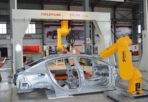 Macchina da taglio con braccio robotico - 3D SR Robot Series - Farley Laserlab - laser a fibra / laser 3D / per metallo