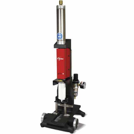 Macchina per l'inserimento di linguette in plastica - Atlas™ - Nordson EFD