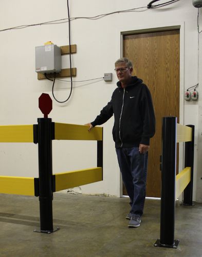 Barriera-chiusa di protezione - Safe-T-Gate™ Swing - Rite-Hite - pedonale / di accesso / manuale