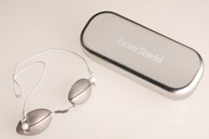Occhiali di protezione laser - I-Shield - Scitec Instruments - in silicone / in acciaio inossidabile