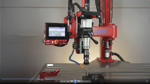 Foratrice-maschiatrice CNC - DRILLTRONIC DTM VAPS-Z - VOLUMEC® & EASYARM - verticale / con braccio articolato