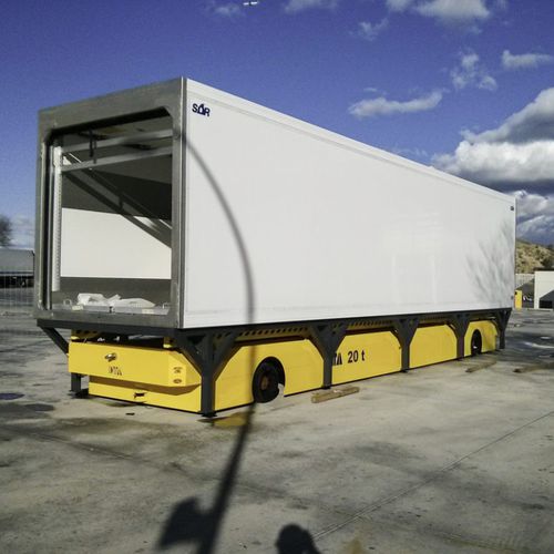 Veicolo a guida automatica per movimentazione - DTA - per carichi pesanti / GPS