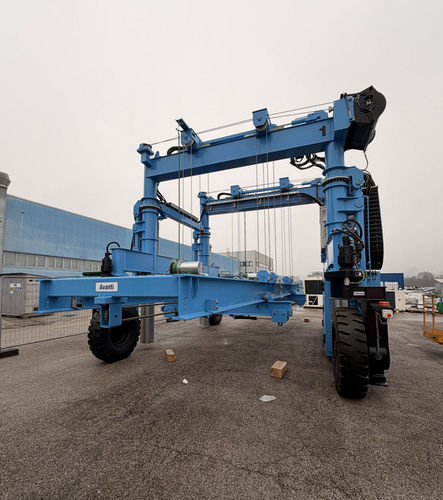 Carro cavaliere per container - MST 28 - CIMOLAI TECHNOLOGY - per movimentazione di container / per applicazioni marine / elettrico