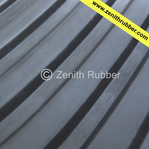 Tappeto antiscivolo - BR series - Zenith Industrial Rubber Products Pvt. Ltd. - a strisce larghe / in gomma / per zona di intenso passaggio