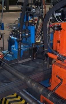 Linea di saldatura per travi - 2.4 - 13 m, max. 3 m/min - Steelex International