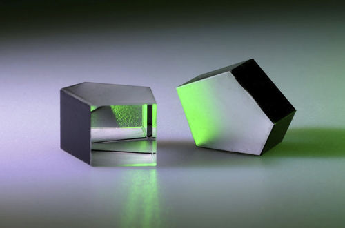 Pentaprisma in vetro - beamsplitter - Artifex Engineering e.K.