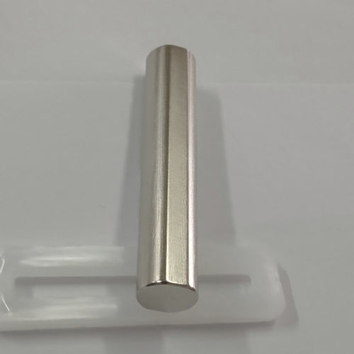 Magnete permanente in neodimio-ferro-boro (NdFeB) sinterizzato - Magengine GmbH - a barra cilindrica / per motore / per sensore