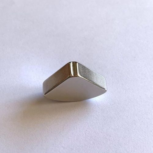 Magnete in neodimio-ferro-boro (NdFeB) sinterizzato - Magengine GmbH - per sensore / per motore / per automotive