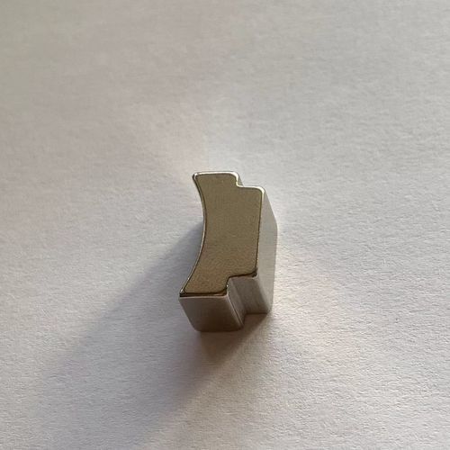 Magnete in neodimio-ferro-boro (NdFeB) sinterizzato - Magengine GmbH - per motore / per sensore / per impianto elettronico