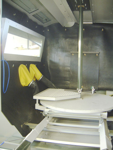 Cabina di sabbiatura a pressione - Hodge Clemco - automatica