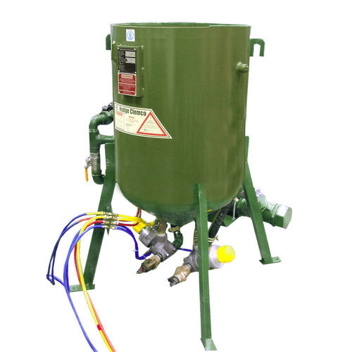 Sabbiatrice automatica - Hodge Clemco - a pressione / mobile / per trattamento di superficie
