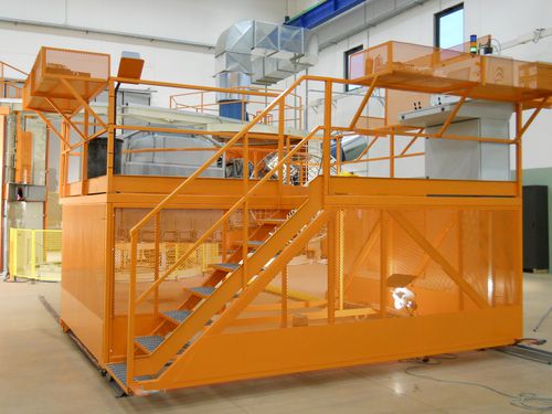 Piattaforma porta-operatore - Polivinil Rotomachinery - di carico / di scarico / mobile