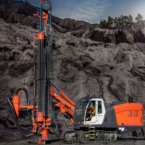 Perforatrice orizzontale - Leopard DI550 series - Sandvik Mining and Rock Technology - per fori da mina / cingolata / fondo foro