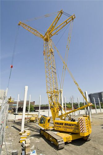 Gru telescopica - 4400 G  - SENNEBOGEN Maschinenfabrik GmbH - cingolata / con braccio / tralicciata