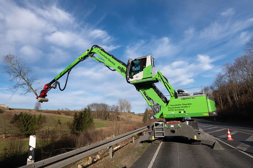 Macchina di movimentazione materiali per legno - 728 E - SENNEBOGEN Maschinenfabrik GmbH - gommata / idraulica / con motore diesel
