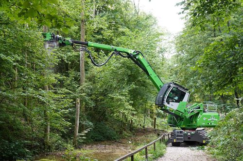 Macchina di movimentazione materiali per legno - 718 E - SENNEBOGEN Maschinenfabrik GmbH - gommata / idraulica / con motore diesel