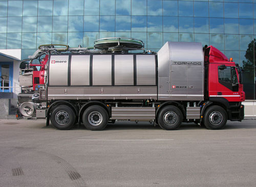 Camion per carichi pesanti - TORNADO - KAISER AG Fahrzeugwerk - a 4 assi / con riciclaggio dell'acqua