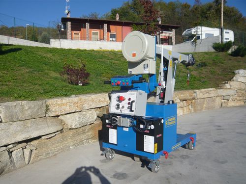 Gru mobile - GB 300 - Gruniverpal S.r.l. - con braccio / telescopica / automontante