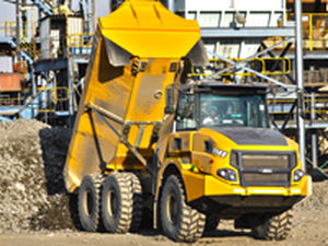 Dumper articolato - B18E - Bell Equipment Co SA - con motore a combustione / per miniere e cave