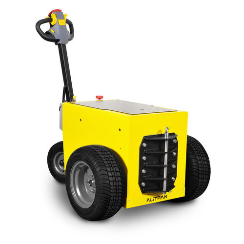 Trainatore elettrico - OT 2000/2500 - ALITRAK S.r.l - 4 ruote / a guida a bordo / per rimorchio