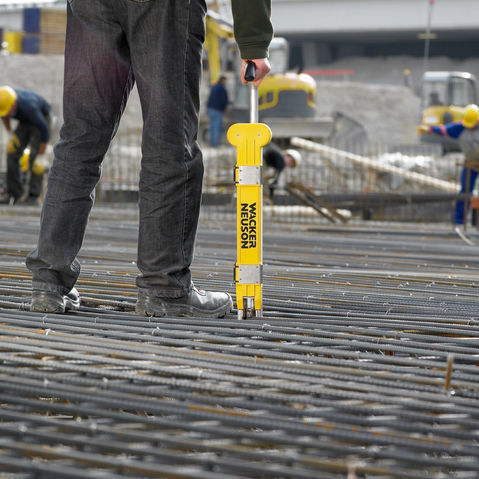 Curvatrice portatile - DF16 - Wacker Neuson SE - elettrica / di estremità di tubi / meccanica