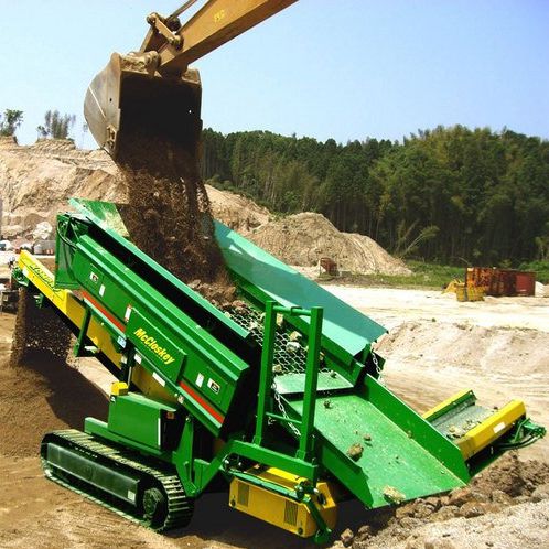 Vaglio per il riciclaggio - Kompaq - McCloskey International Limited - per miniere / mobile / a vibrazione lineare