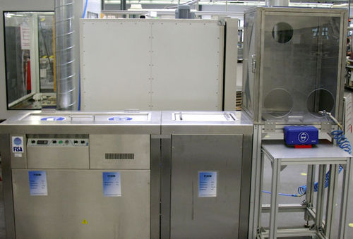 Macchina per pulizia compatta - CR200 - Fisa North America - ad acqua / di pezzi / per l'industria plastica