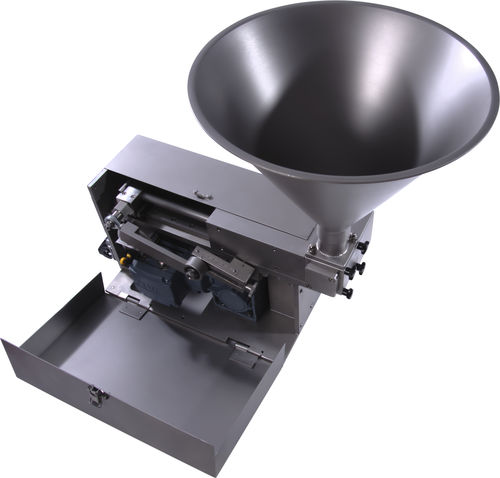 Riempitrice automatica - FM10 FM100 - Gustav Obermeyer GmbH u Co KG - per bottiglie / per prodotti densi / per prodotti liquidi