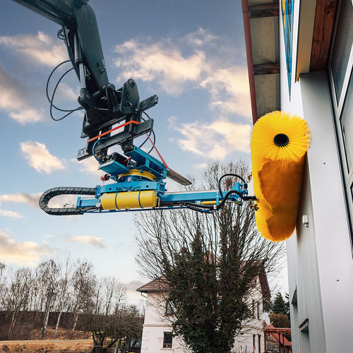 Sistema di pulizia per facciate di edifici - WallCleaner - SunBrush mobil GmbH - a spazzzola / per il settore dell'edilizia / per esterni