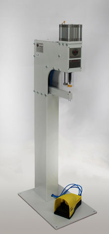Pressa pneumatica - 022_01 (2) - Walter Winter Verbindungstechnik GmbH & Co.KG - punzonatrice / di rivettatura / compatta