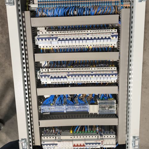Quadro di distribuzione elettrico - MOSCHITTA SRL - a bassa tensione / per applicazioni industriali