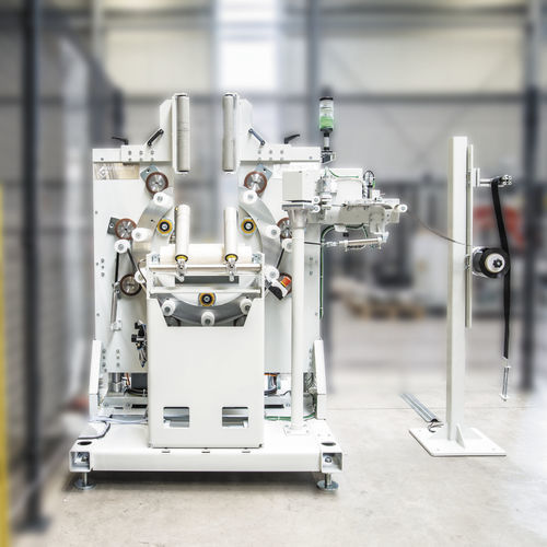 Avvolgitrice fasciapallet orizzontale - CL 210 - Wrapsolut - Fährenkämper GmbH & Co. KG - ad anello rotante / automatica / per pneumatici