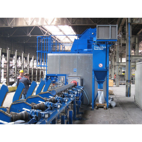 Granigliatrice con nastro trasportatore a rulli - TUBEVA - RUMP STRAHLANLAGEN GmbH & Co. KG - per tubi / per tubi