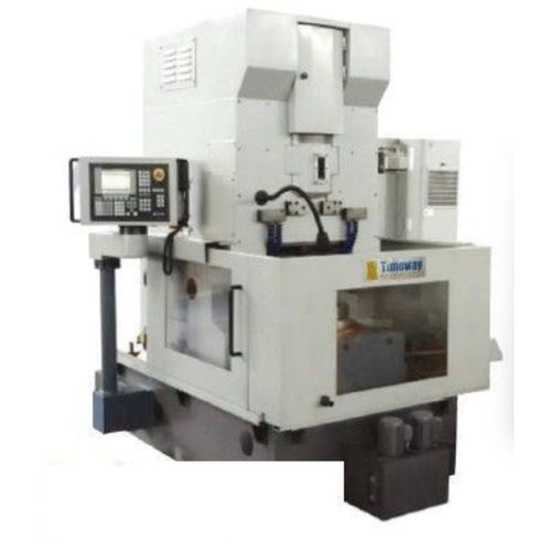 Dentatrice a stozzare CNC - Kirbach Werkzeuge