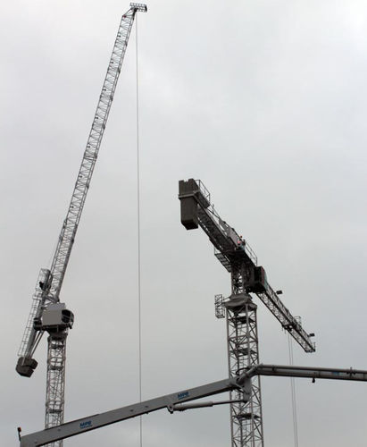 Gru montata su camion - SLH 205R - Gruas Saez - con braccio impennabile / per cantiere / di sollevamento