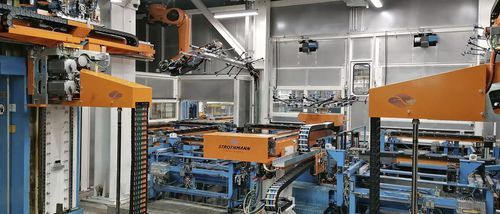 Linea di presse di produzione - Strothmann Machines & Handling GmbH - per l'industria automobilistica / per utensili / automatica