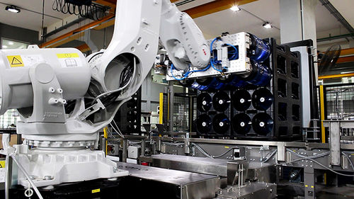 Sistema di carico automatizzato - Technica International - robotizzato
