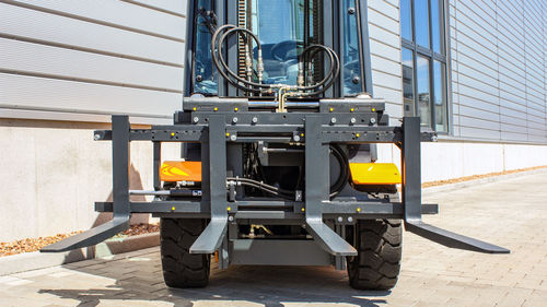 Attrezzatura di spostamento laterale dotata di posizionatore integrato per carrello elevatore per carrello elevatore - T252B - KAUP GmbH & Co.KG