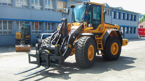 Rivoltatrice ribaltatrice di carica - T351 - KAUP GmbH & Co.KG - idraulica