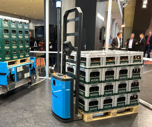 AGV da trasporto - PENTANOVA CS GmbH - commissionatore / per magazzino / per la logistica