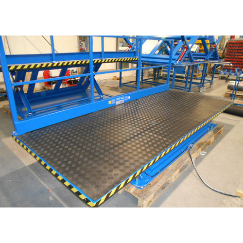 Piattaforma di sollevamento fissa - HTB3515 - KRAUS Betriebsausstattung und Fördertechnik GmbH - elettroidraulica / da interno / per applicazioni industriali