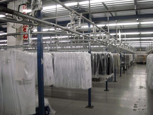 Scaffalatura per indumenti - Planiform - per magazzino di stoccaggio / di stoccaggio orizzontale / ad accumulo