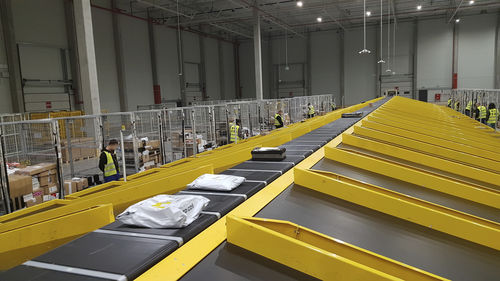 Smistatore a nastro trasversale - LODAMASTER DEPO VE. YÜKLEME - automatico / per imballaggi / per ripiano
