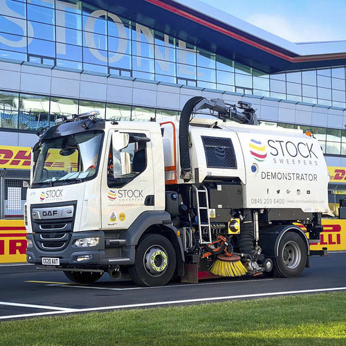 Spazzatrice montata su veicolo - S6400 - Stock Group - diesel / da esterno / per polveri