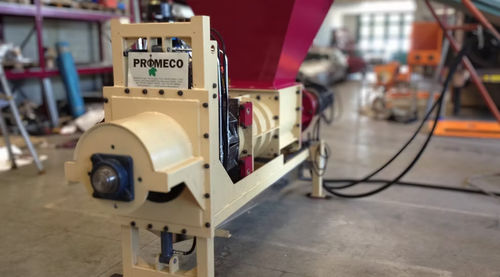 Separatore per solidi - SQUEEZER - Promeco S.p.A. - per via umida / a griglia
