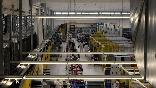 Verniciatura per applicazioni automotive - Steyr Automotive GmbH - su metallo / su plastica