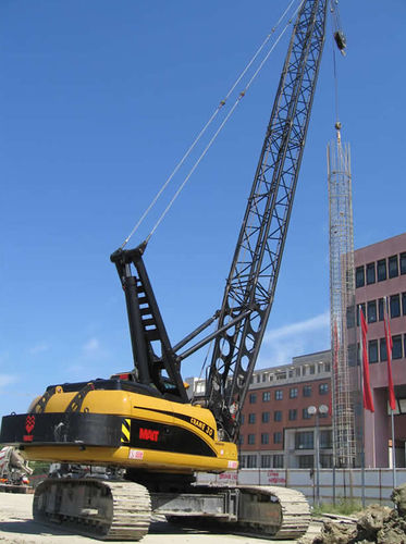 Gru cingolata - 30 - MAIT S.p.A. - tralicciata / per cantiere / di sollevamento