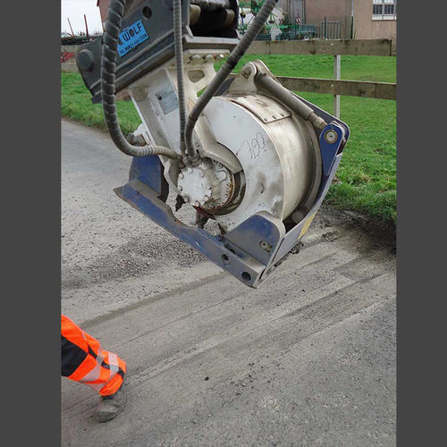 Fresa a freddo per escavatore - EX 30 HD - KEMROC Spezialmaschinen GmbH - di piccole dimensioni / per asfalto