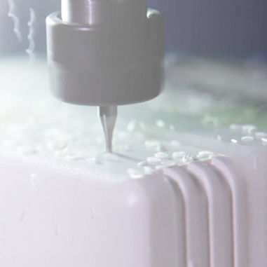 Fresatura conto terzi di fori - Supertronic - alluminio / in plastica / per applicazioni automotive
